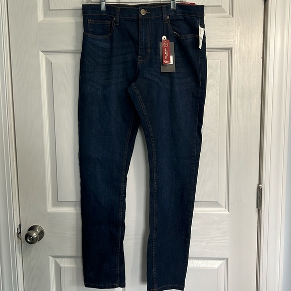 Beverly Hills Polo Club Other - Beverly Hills Polo Club Men's slim fit Jeans- Size 34/30 NWT